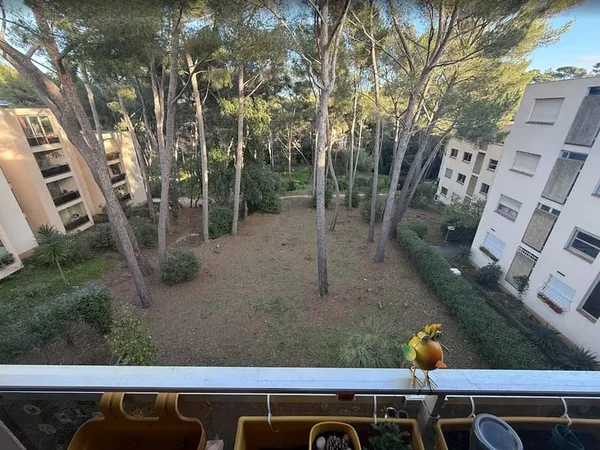 La Seyne-Sur-Mer : appartement T4, terrasse et cave à vendre