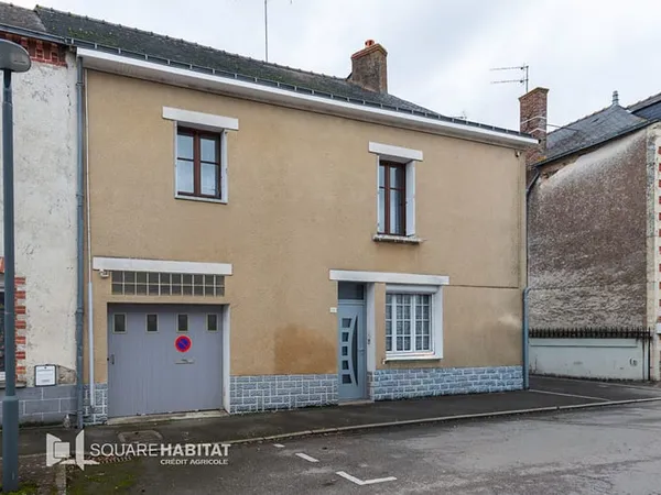 A visiter Maison de bourg de 4 pièces 95 m2 environ Grand Auverné.