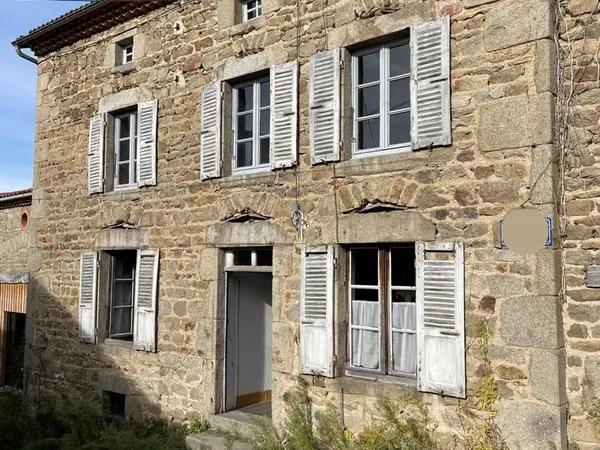 Maison avec grange