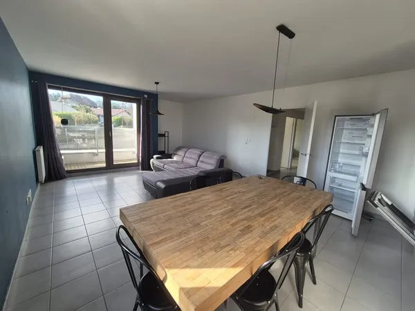 3 pièces meublé centre ville avec garage double