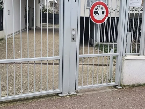Garage Parking à vendre Antony