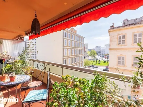 Appartement T3 de 96 m2 à Marseille 13002, Rue Malaval