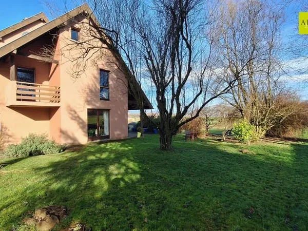 Belle et grande maison familiale