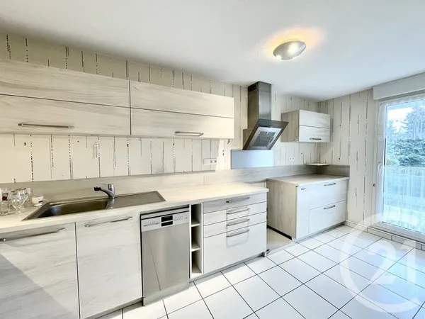 Appartement 3 pièces 74 m²
