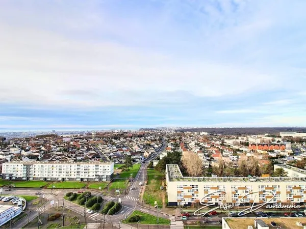 Le Havre Ville Haute - T2 en dernier étage - superbe vue dégagée
