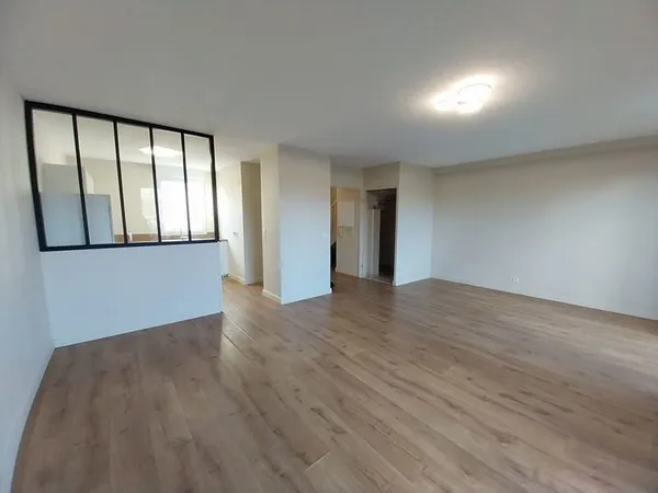 Maison lumineuse à proximité immédiate de Langon dans une petite copropriété ! 