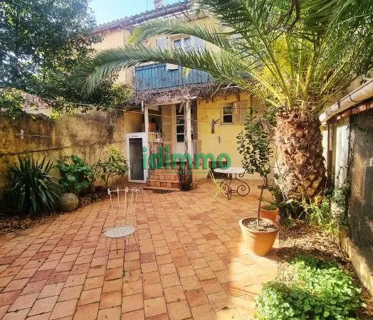 Exclusivité er Rare Draguignan bel F3 1 étage avec grande co