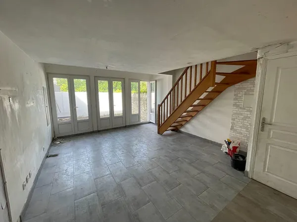 Appartement Etampes 2 pièce(s) A RENOVER