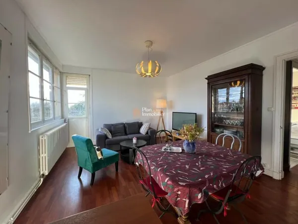 MÂCON | Appartement de charme dernier étage 