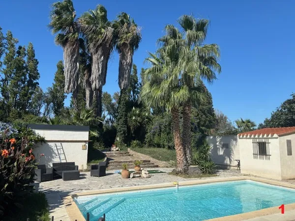 VILLA TYPE 5 avec PISCINE 