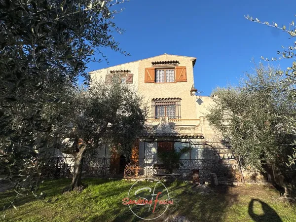 Maison 4 pièces avec piscine et sous sol aménagé