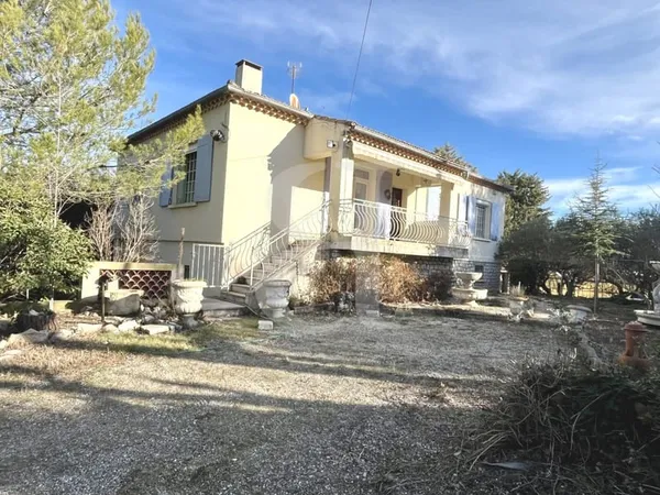 Jolie maison à vendre à Saint Rémy de Provence 