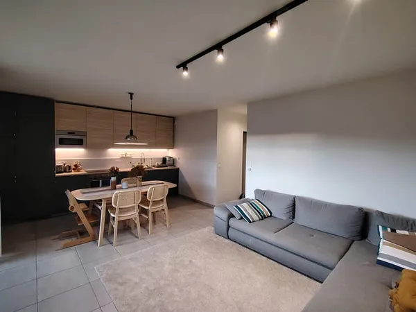 URRUGNE - PROCHE CIBOURE - APPARTEMENT T3 MEUBLÉ 