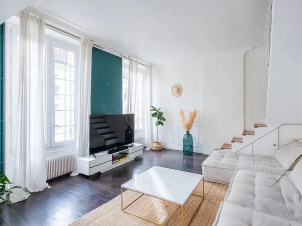 LOCATION NUE - LONGJUMEAU - 5P-4CH 
