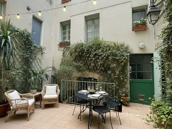 Maison de caractère à réinventer Fort potentiel d'investis 