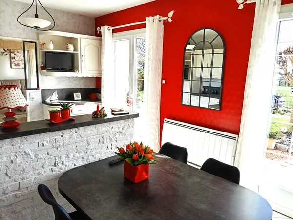 MAISON A VENDRE - 131 m2 - MESANGER