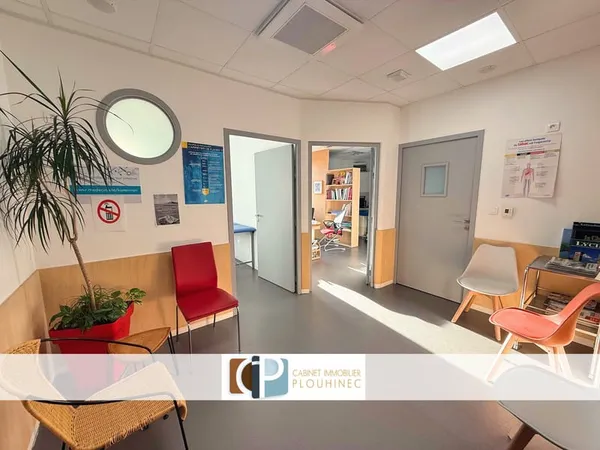 Local professionnel Medic Center Charnay-lès-Mâcon Emplaceme