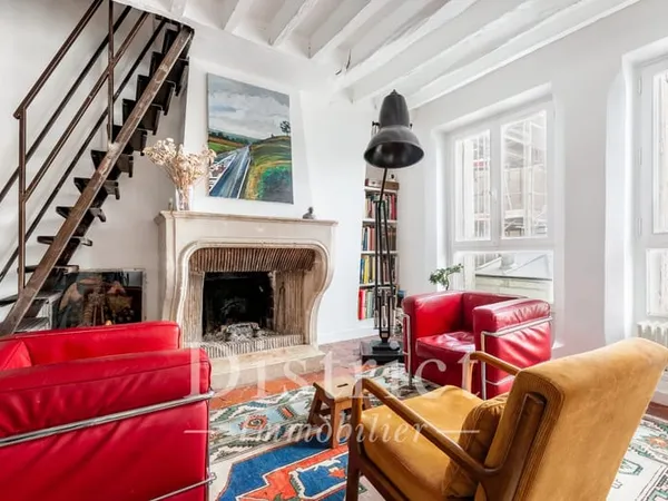 Ile St Louis - Triplex de 90m² "Comme une maison". 3 chambres