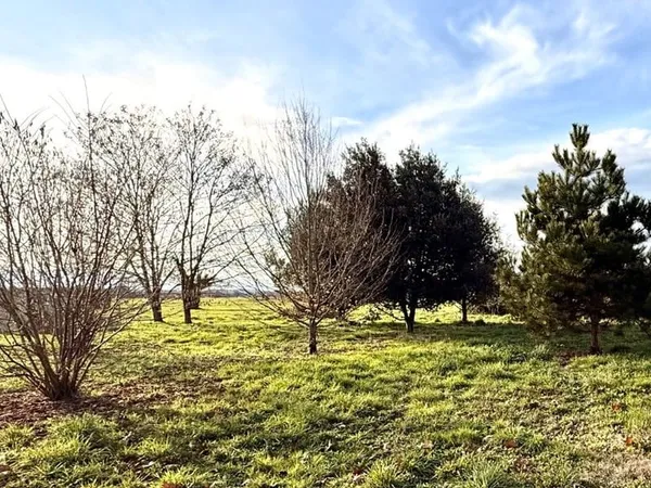Terrain 900 m² 