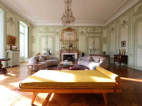 APPARTEMENT D'EXCEPTION DANS HOTEL PARTICULIER