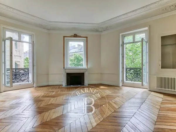 Le service location de la Maison Barnes vous propose: