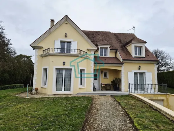 Très belle maison de 205m2 / terrain 1266m2 T7
