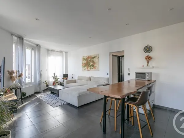 Appartement 3 pièces 55 m² 
