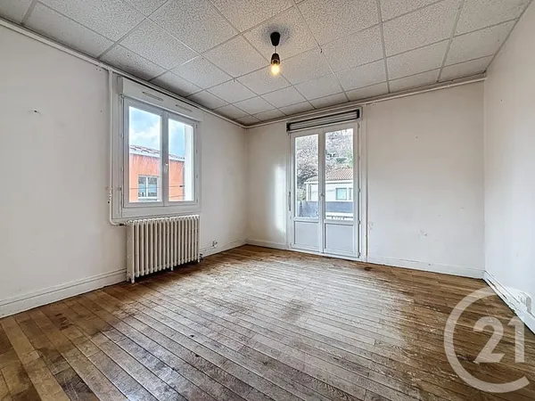 Appartement 4 pièces 82 m² 