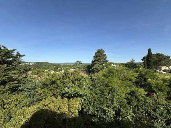 Villevieille - Maison 397 M2 avec jardin piscinable de 280 M 