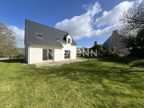 Maison familiale Plaudren / Locqueltas, 143 m², 4 chambres avec un terrain de 794 m²