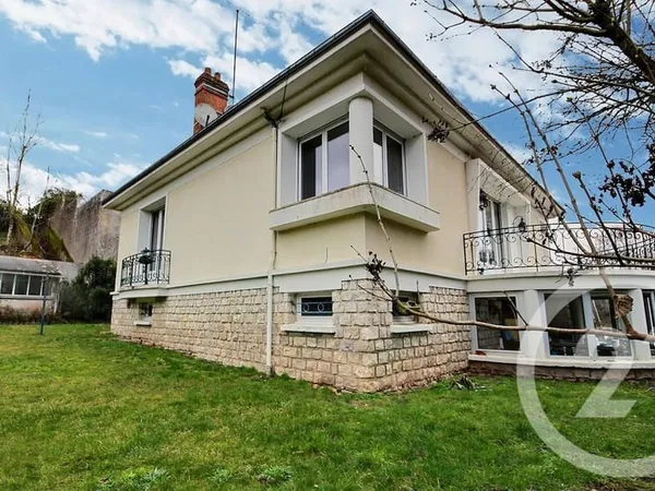Maison 5 pièces 142 m² 