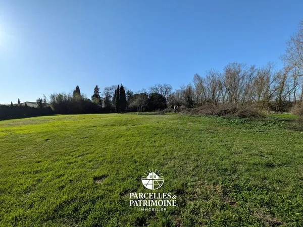 Cugnaux rare sur le secteur 600 m2 plat et v... 