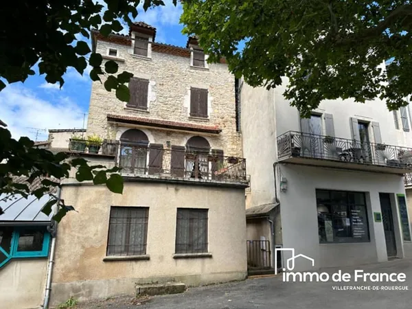 Maison de ville 103 m² 3 chambres avec terrasse et ancien local professionnel 