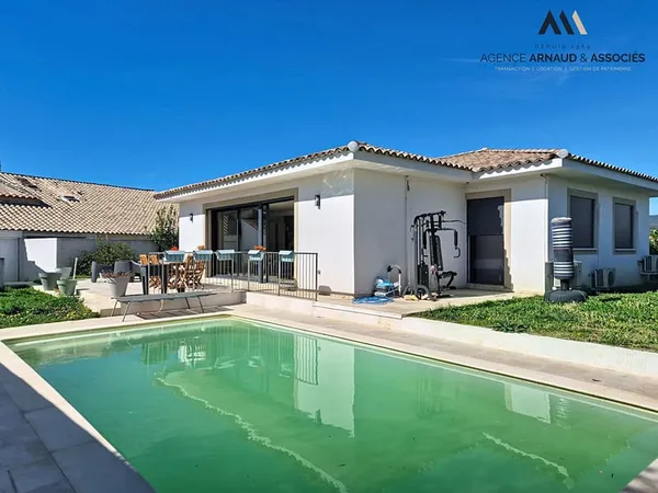VILLA SAINT-CYR 5 pièces - 123 m2 HAB LE PLAN DE LA MER 