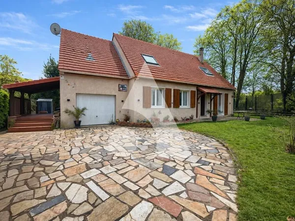 Maison LA FERTE ALAIS - 8 pièces - 156m2