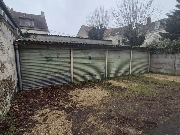 Terrain 210 m²