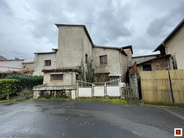 MAISON CENTRE BOURG 