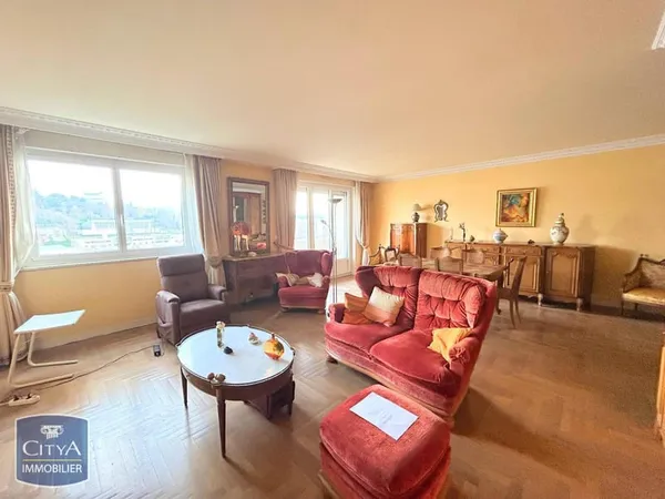 Appartement 5 pièces 122 m² 