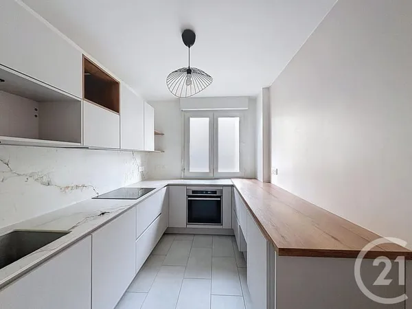 Appartement 3 pièces 74 m² 