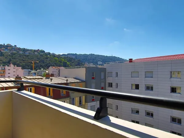 Appartement lumineux à Nice avec vue imprenable