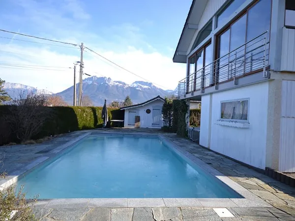 SAINT JORIOZ - Maison vue lac à vendre