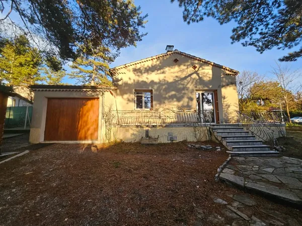 Aspres-sur-Buëch / A 30 mn de GAP - Maison T3/4 de 85 m2 sur 656 m2 de terrain clos