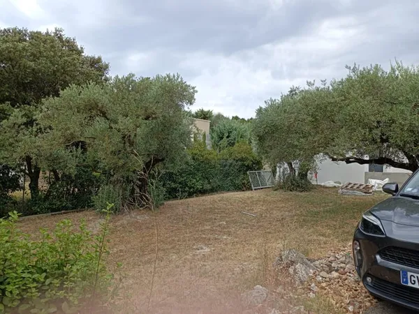 MAGNIFIQUE TERRAIN 442 M2 