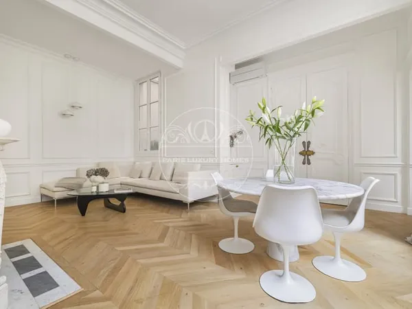 Appartement d'exception à Paris 1er !