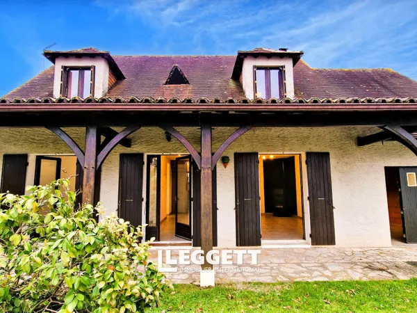Maison 6 pièce(s), SAINT-BARTHÉLEMY-DE-BELLEGARDE 