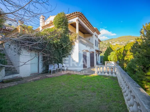 Maison Mandelieu La Napoule 5 pièces 201 m2 