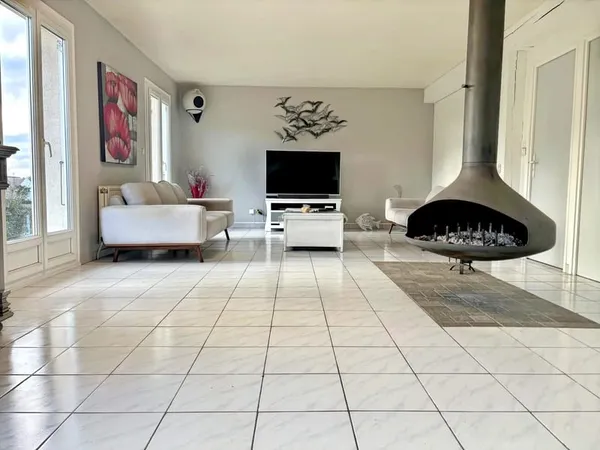 Maison 4 pièces 135 m²
