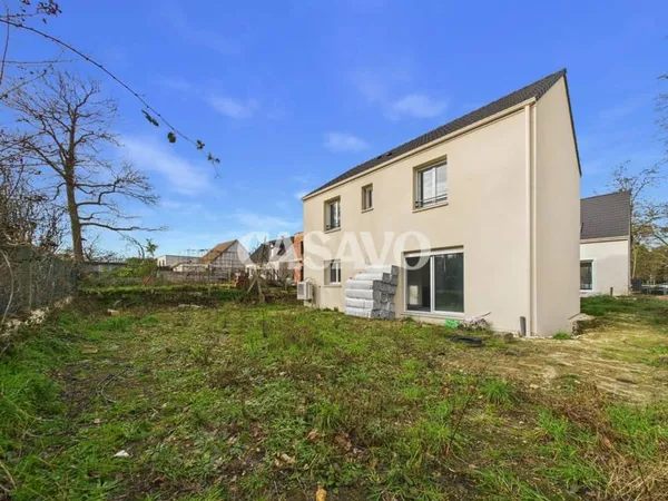 Vente Maison 6 pièces de 110m² - 95370 Montigny-lès-Cormeilles