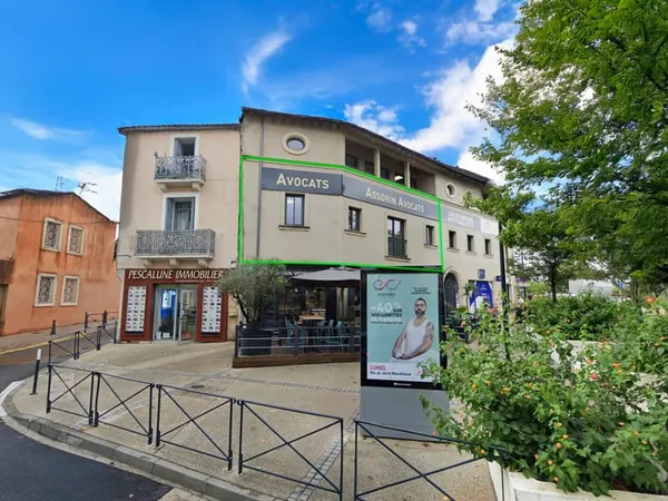 A LOUER- BUREAUX / LOCAUX PROFESSIONNELS