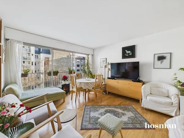 Appartement 2 pièces 50 m² avec balcon - Convention - Rue de Vaugirard, Paris 15ème